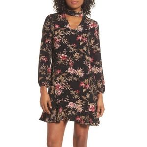 Fraiche by J Cutout Neck Floral Tier Dress Large
